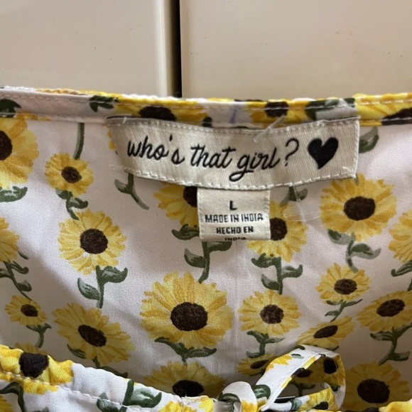 Whos That Girl Sunflower Tie Up Size L Balloon Sleeves Blouse Top NEW - Picture 4 of 8